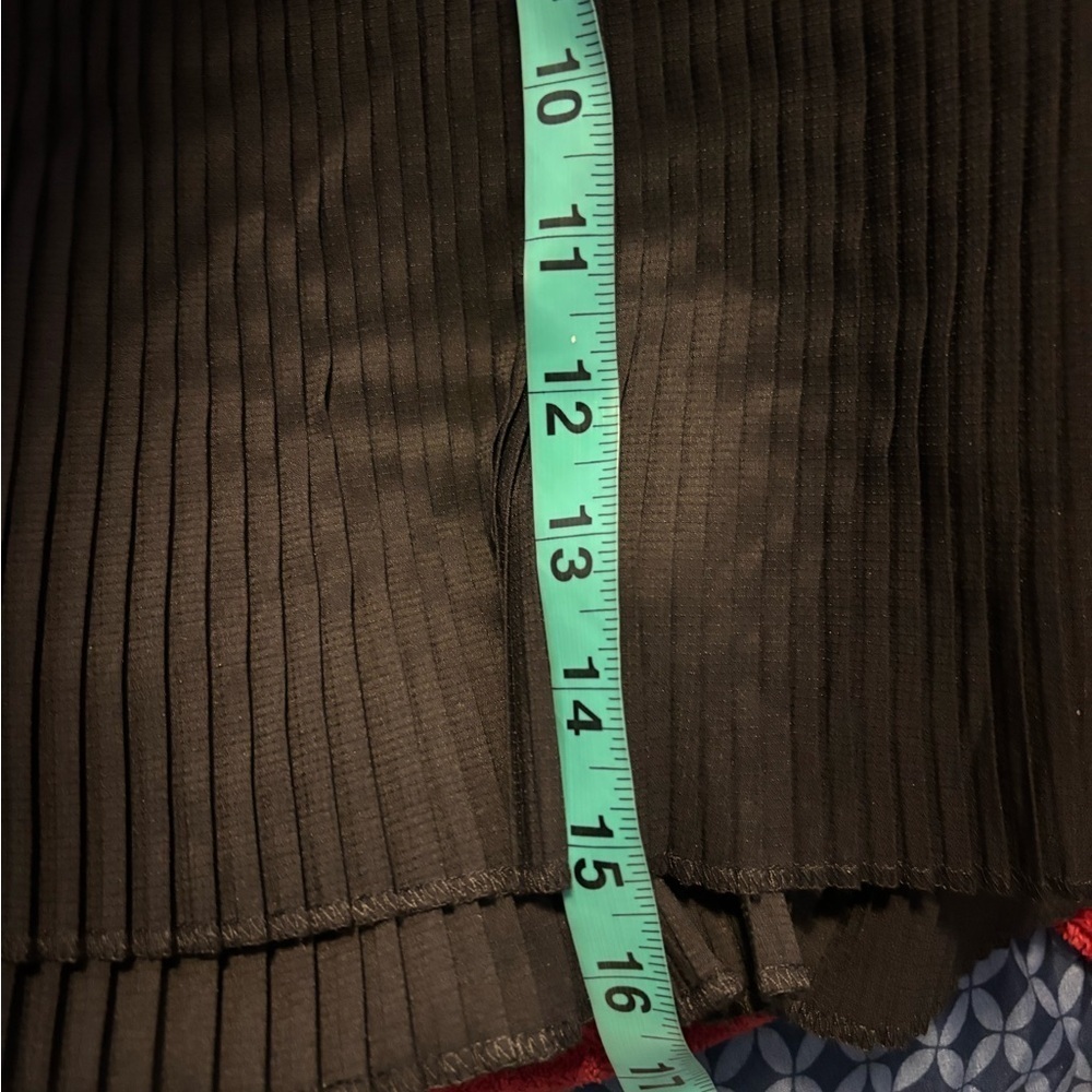 Black Pleated Women's Athletic Skirt Sz M - Picture 9 of 10